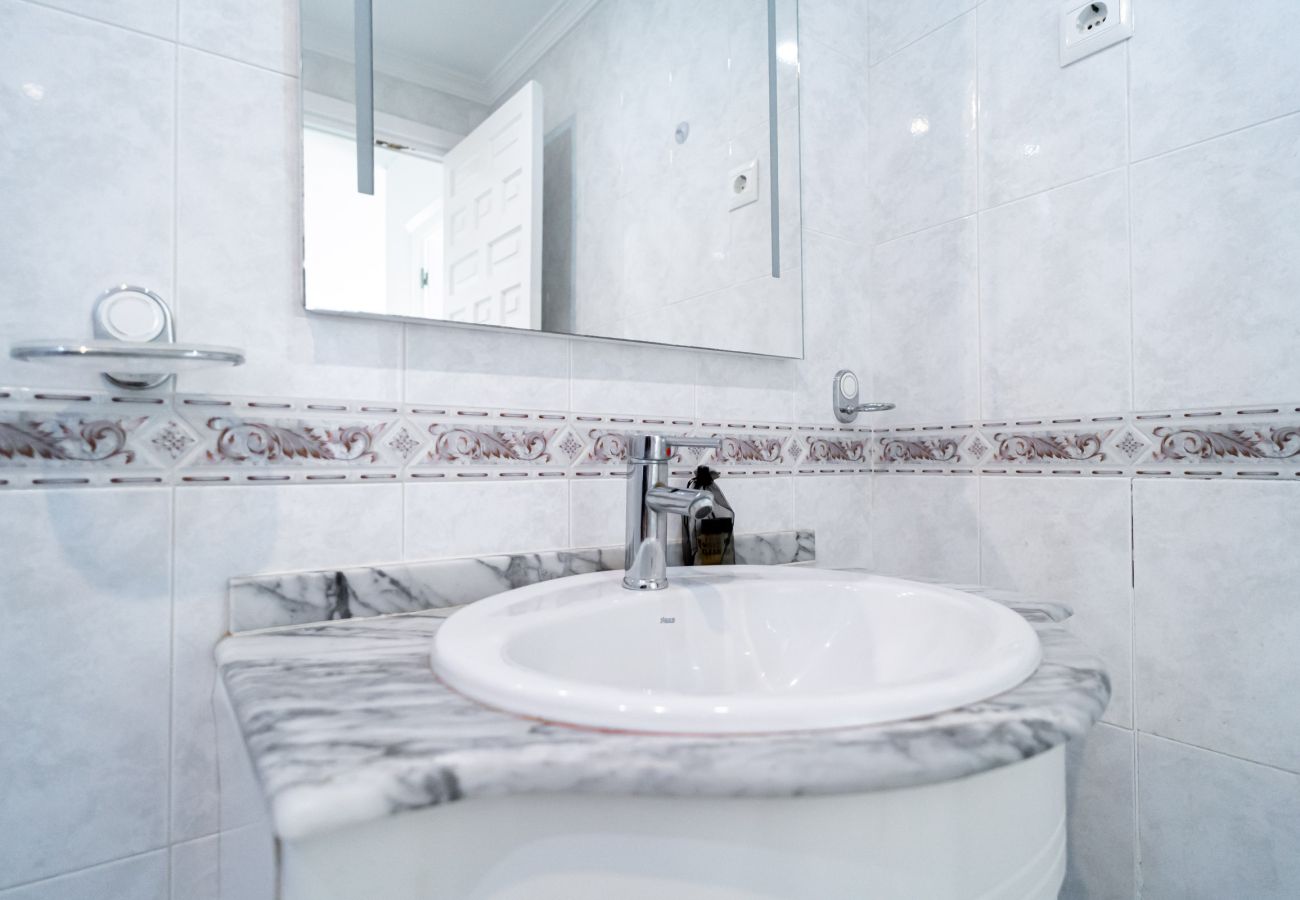 Appartement in Nerja - Acapulco Playa 412 by Casasol 