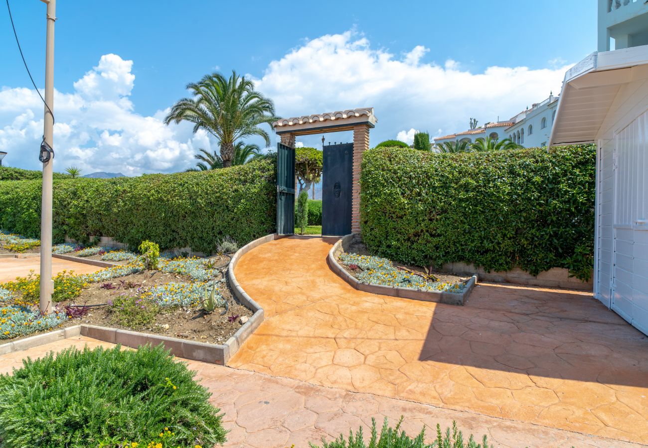 Appartement in Nerja - Stella Maris Beachfront B by Casasol 