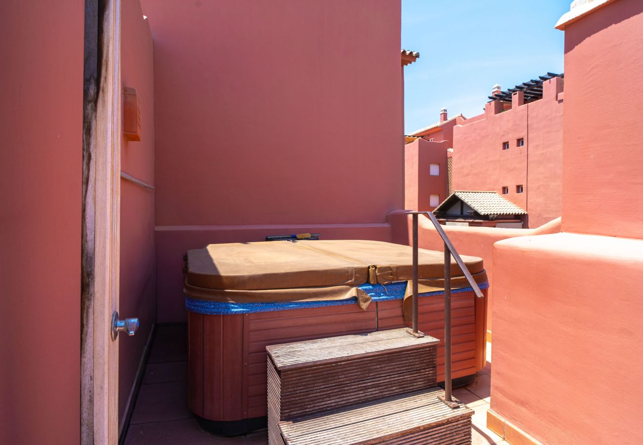 Appartement in Torrox Costa - Penthouse Luxury Faro by Casasol 