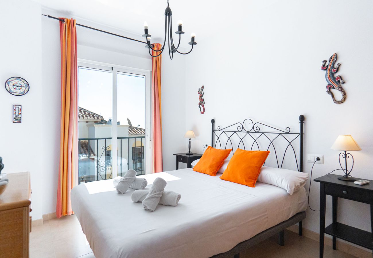 Appartement in Nerja - Chimenea Pinar 2 Apartment by Casasol 