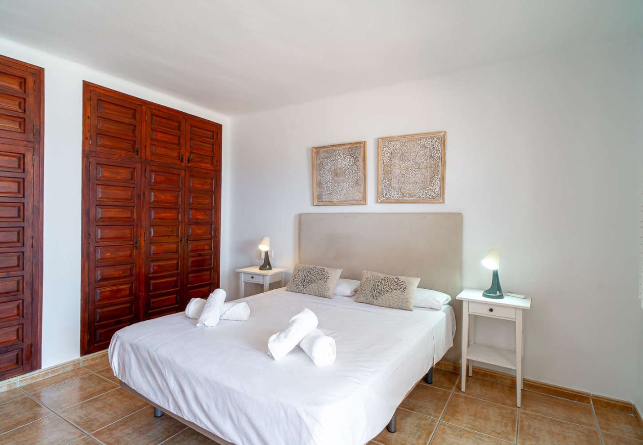 Rijhuis in Nerja - Capistrano Village Pueblo 15 by Casasol