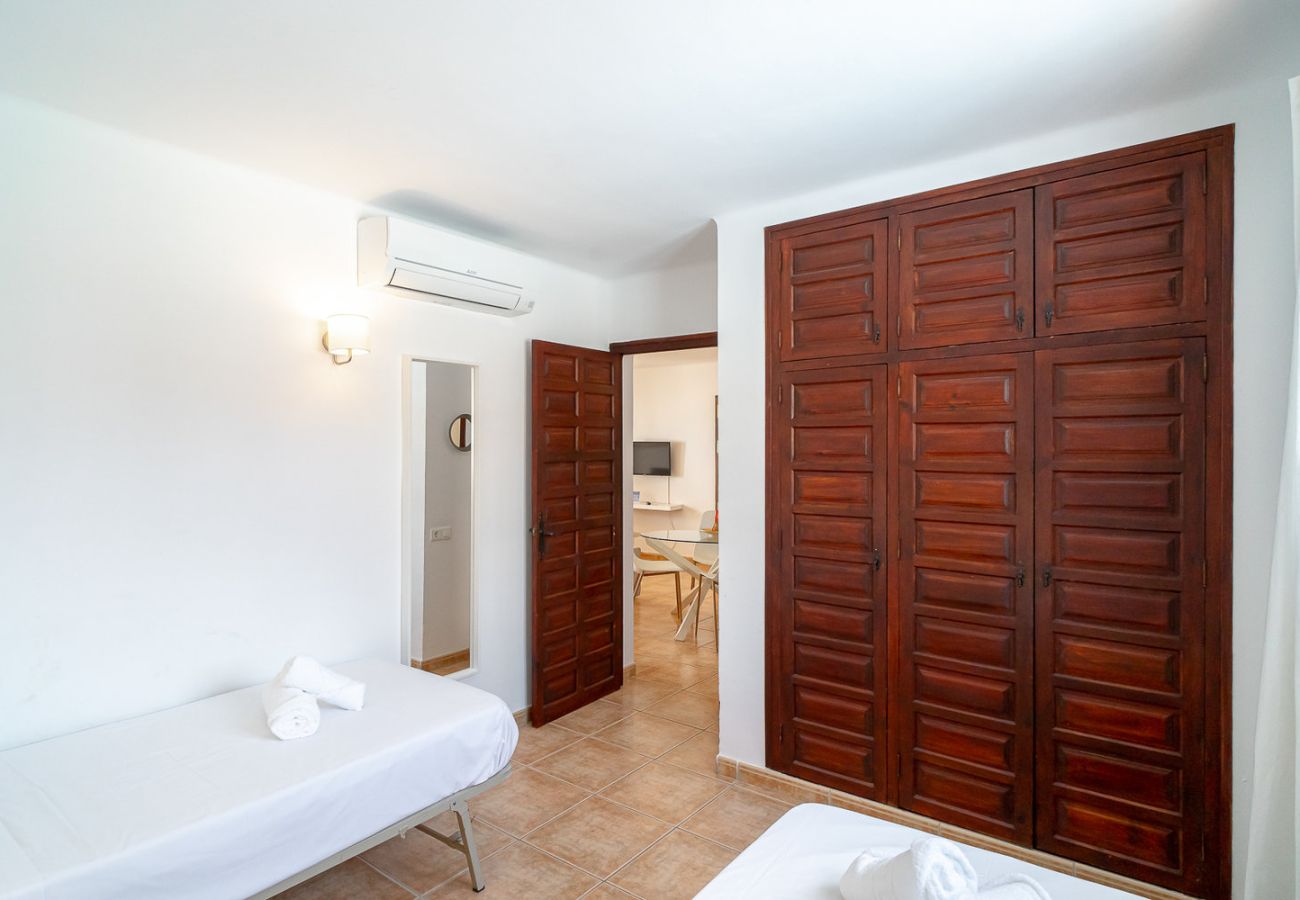 Rijhuis in Nerja - Capistrano Village Pueblo 15 by Casasol