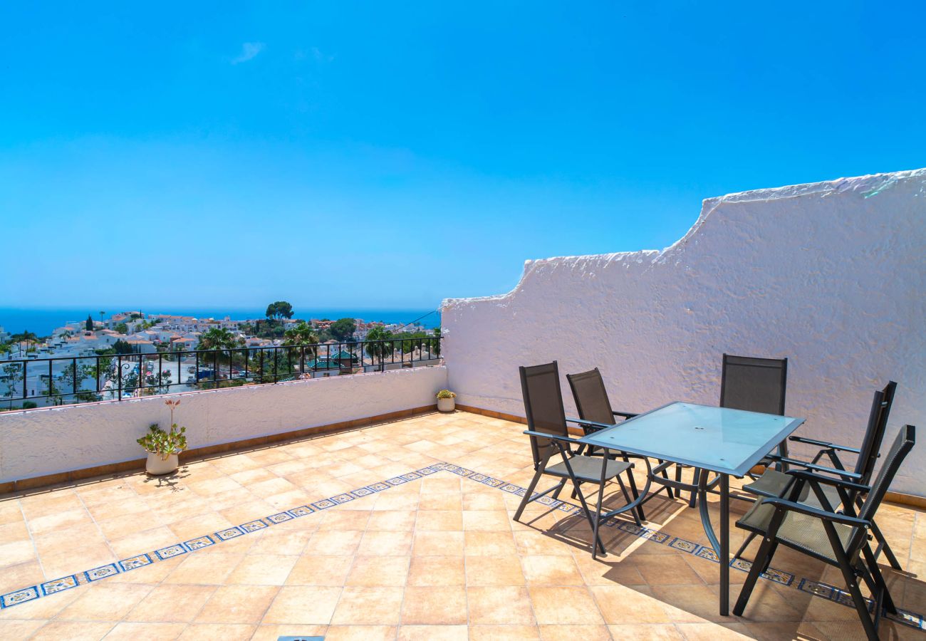 Rijhuis in Nerja - Capistrano Village Pueblo 15 by Casasol