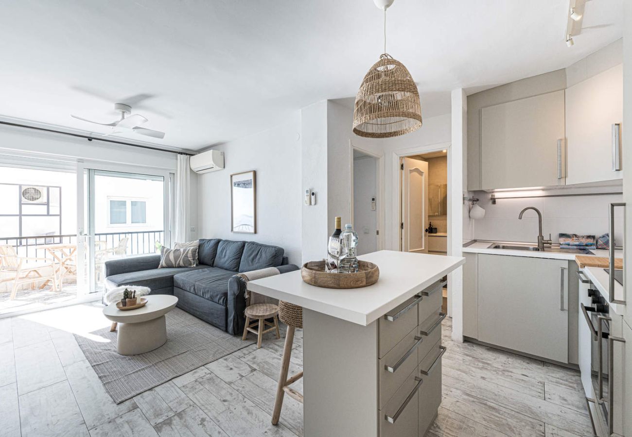 Appartement in Nerja - Acapulco Playa 302 by Casasol 