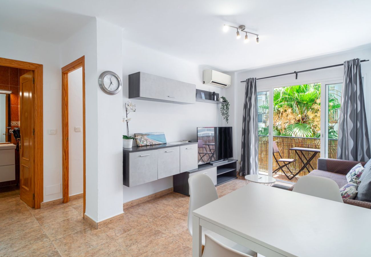 Appartement in Nerja - Apartamento Caribe Centro by Casasol