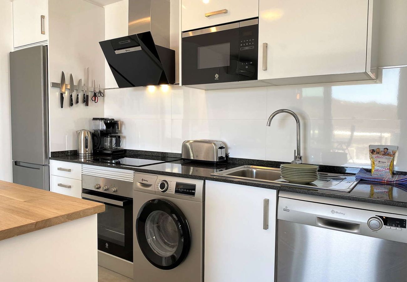 Appartement in Nerja - Balcon del Mar Seaview 216 | Vakantiehuis met Adembenemend Zeezicht in Nerja