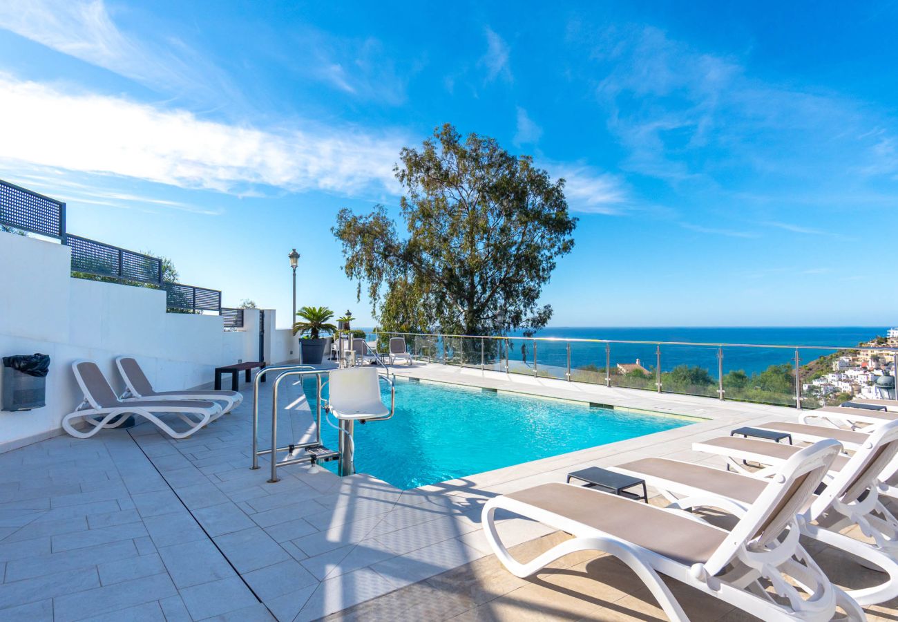 Appartement in Nerja - Penthouse Balcon del Mar 121 by Casasol 