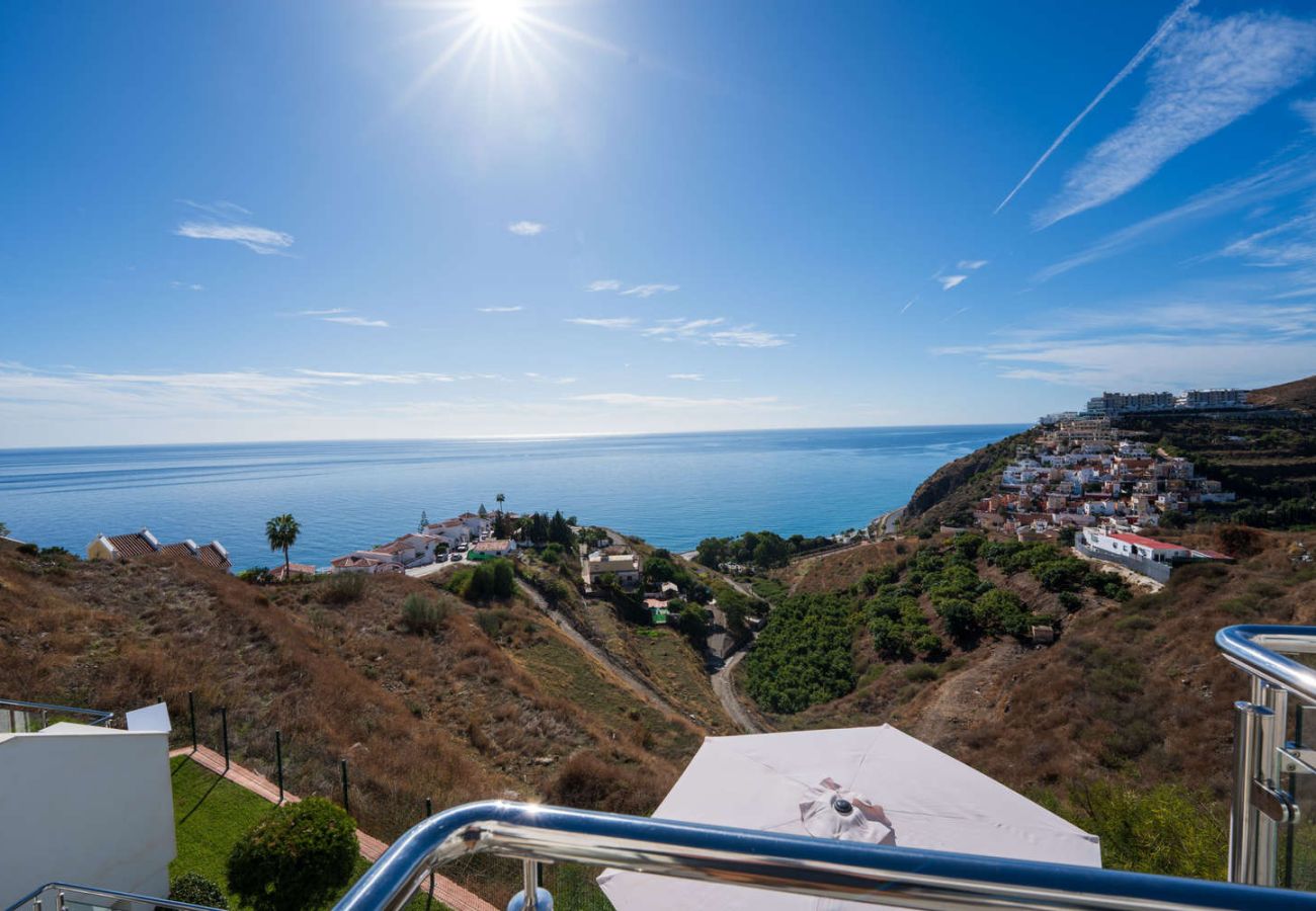Appartement in Nerja - Terrazas de Ladera Duplex 7 by Casasol 