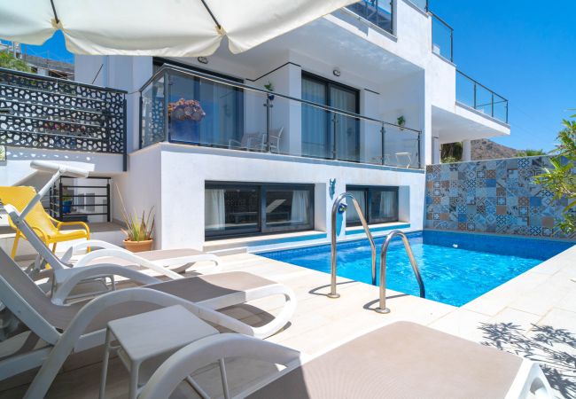 Villa in Nerja - Villa Luxuria Private Pool by Casasol