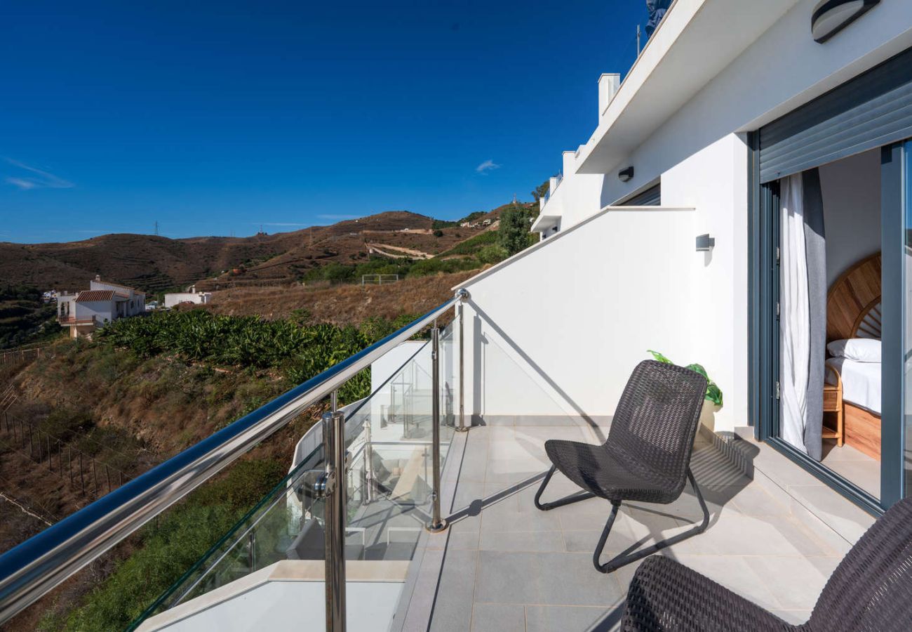 Appartement in Nerja - Terrazas de Ladera Duplex 3 by Casasol 