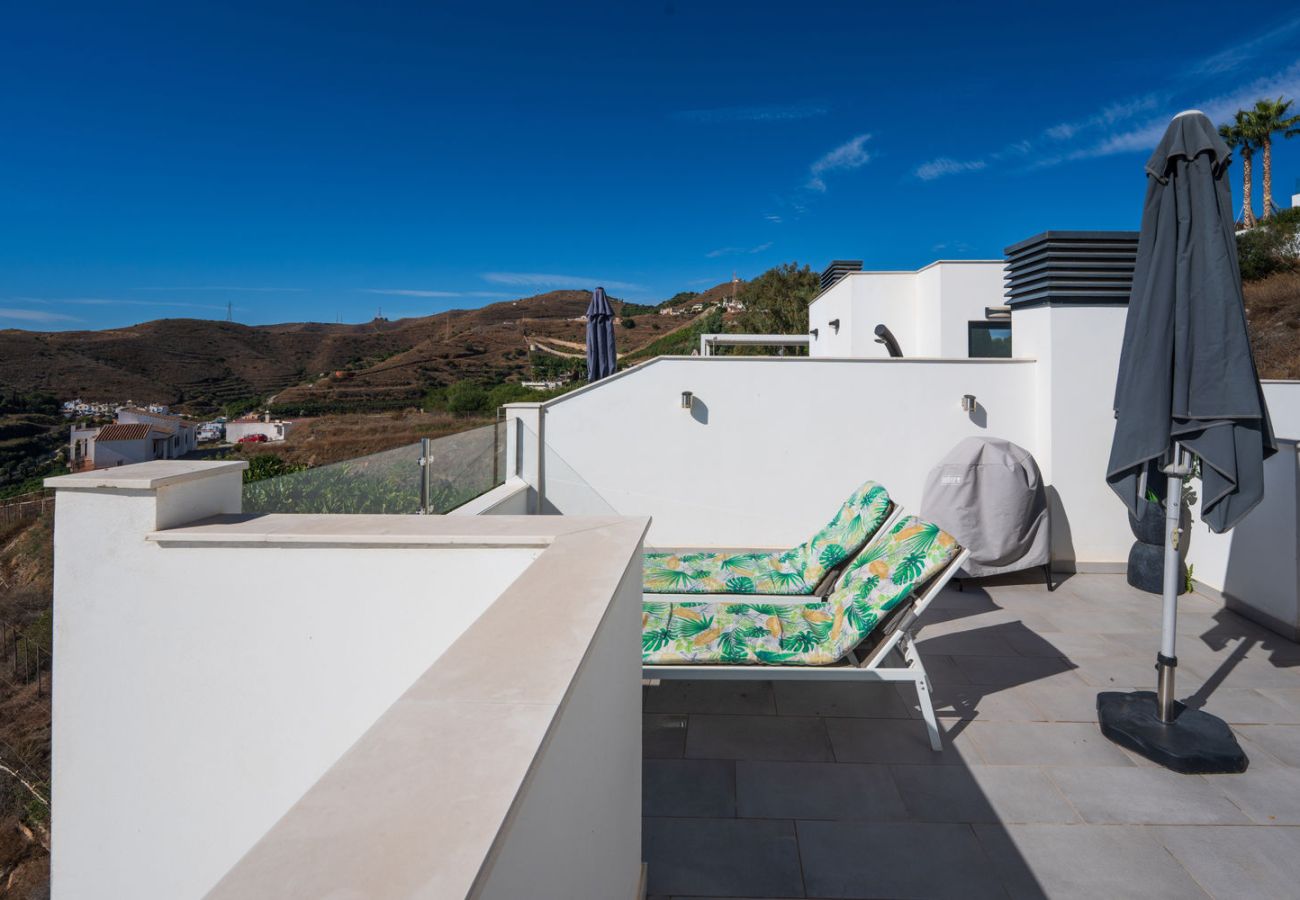 Appartement in Nerja - Terrazas de Ladera Duplex 3 by Casasol 