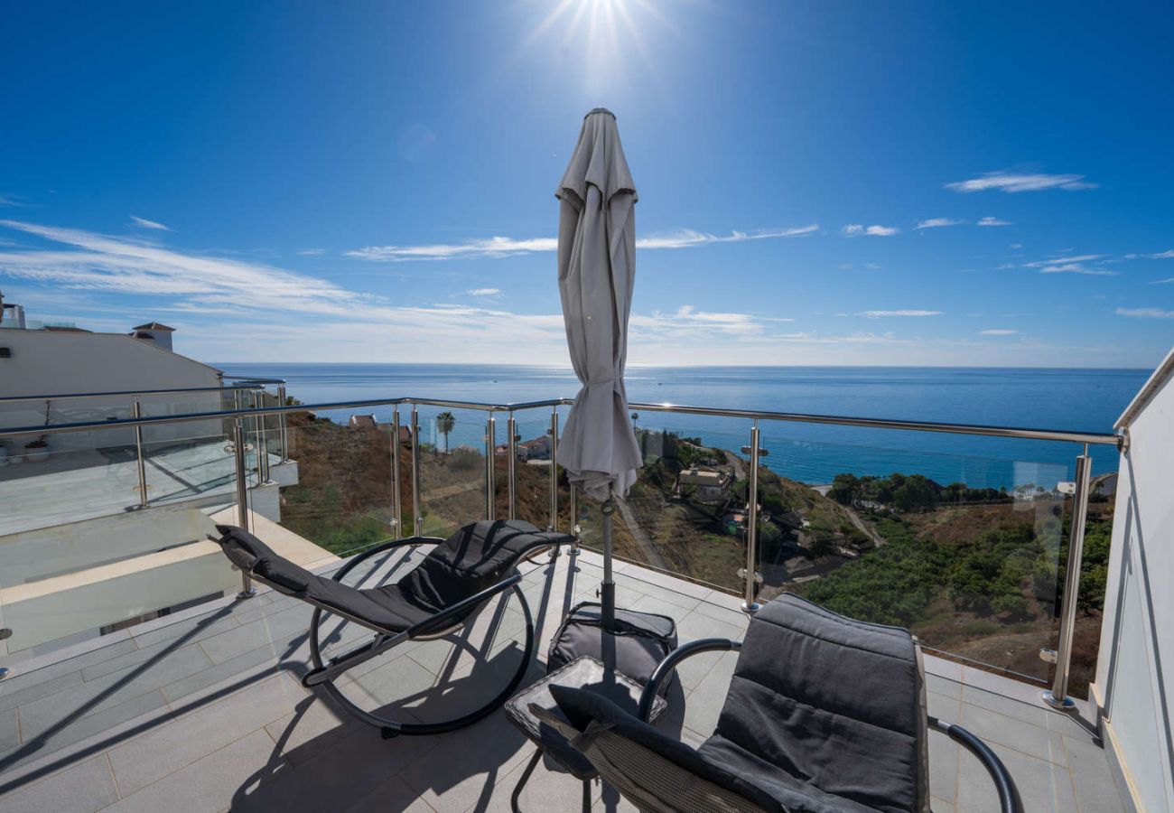 Appartement in Nerja - Terrazas de Ladera Duplex 3 by Casasol 