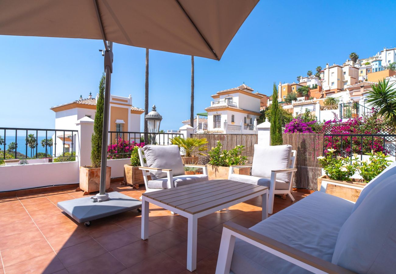 Villa in Torrox Costa - Villa Calidum: Vakantiehuis met Privézwembad in Nerja