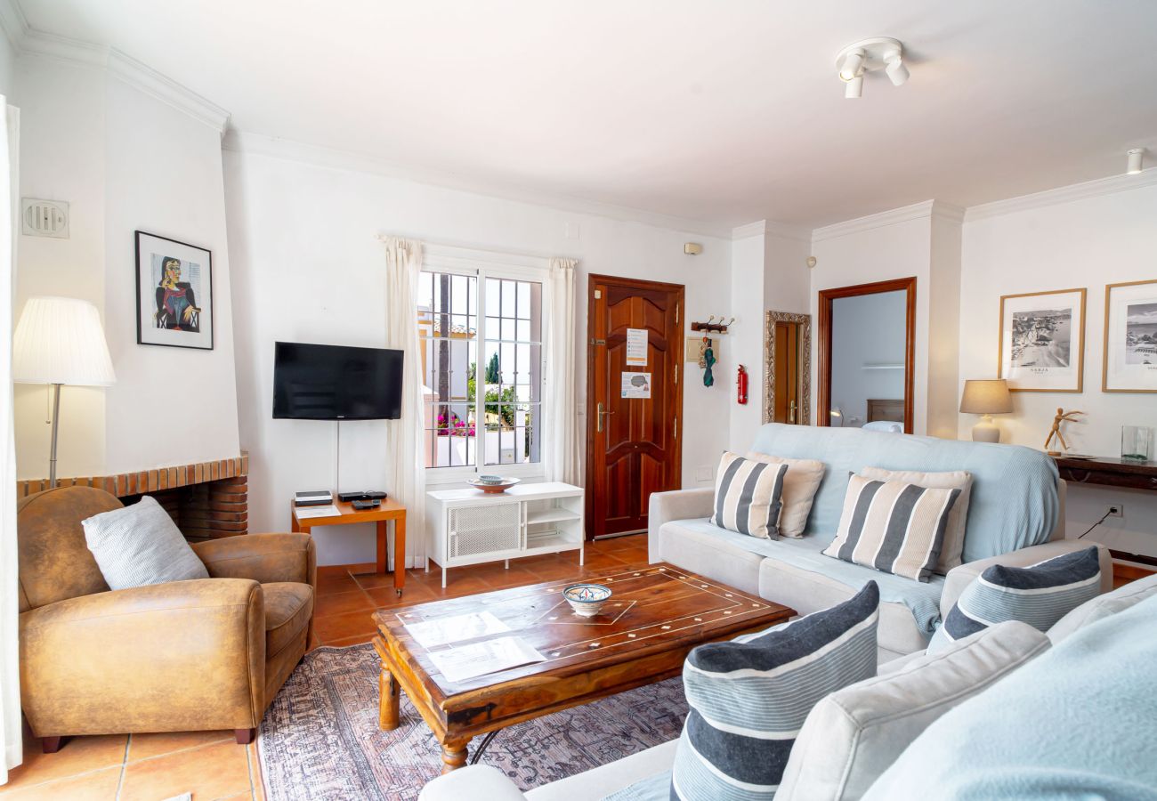 Villa in Torrox Costa - Villa Calidum: Vakantiehuis met Privézwembad in Nerja