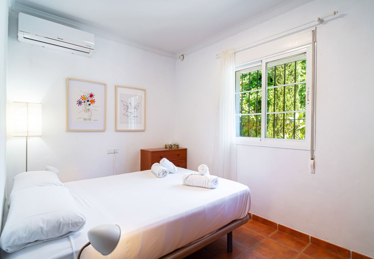 Villa in Torrox Costa - Villa Calidum: Vakantiehuis met Privézwembad in Nerja
