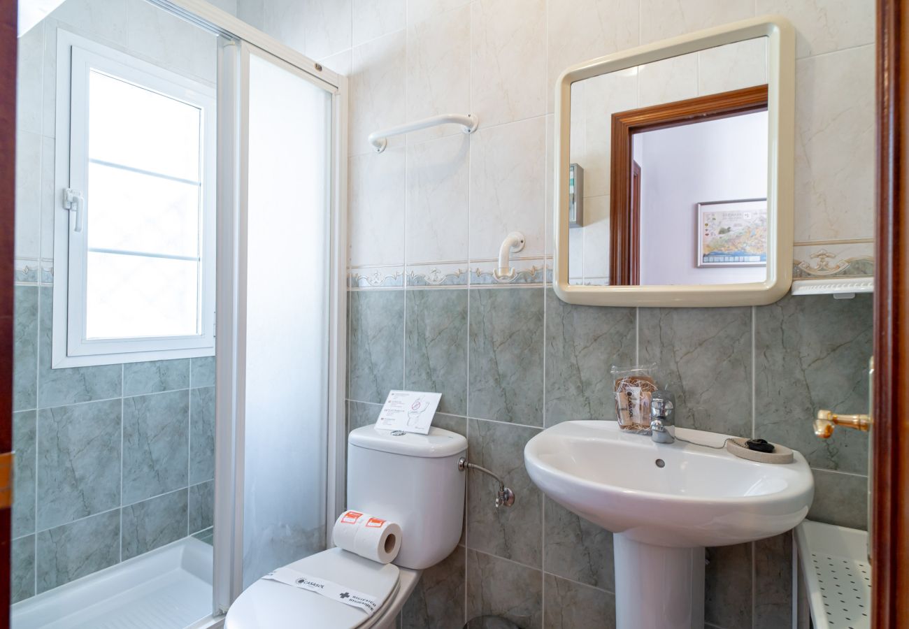 Villa in Torrox Costa - Villa Calidum: Vakantiehuis met Privézwembad in Nerja