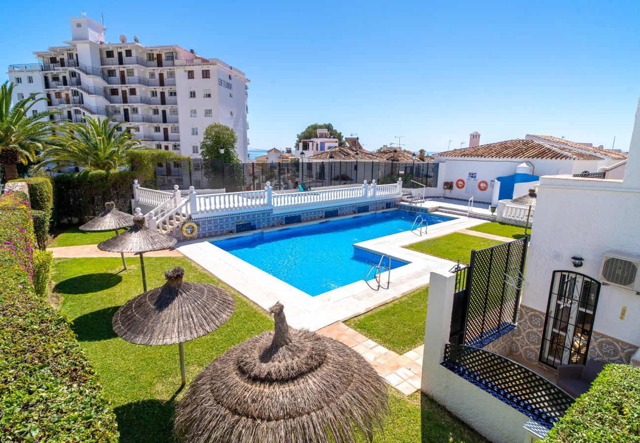 Appartement in Nerja - Verano Azul Seasun 90B by Casasol