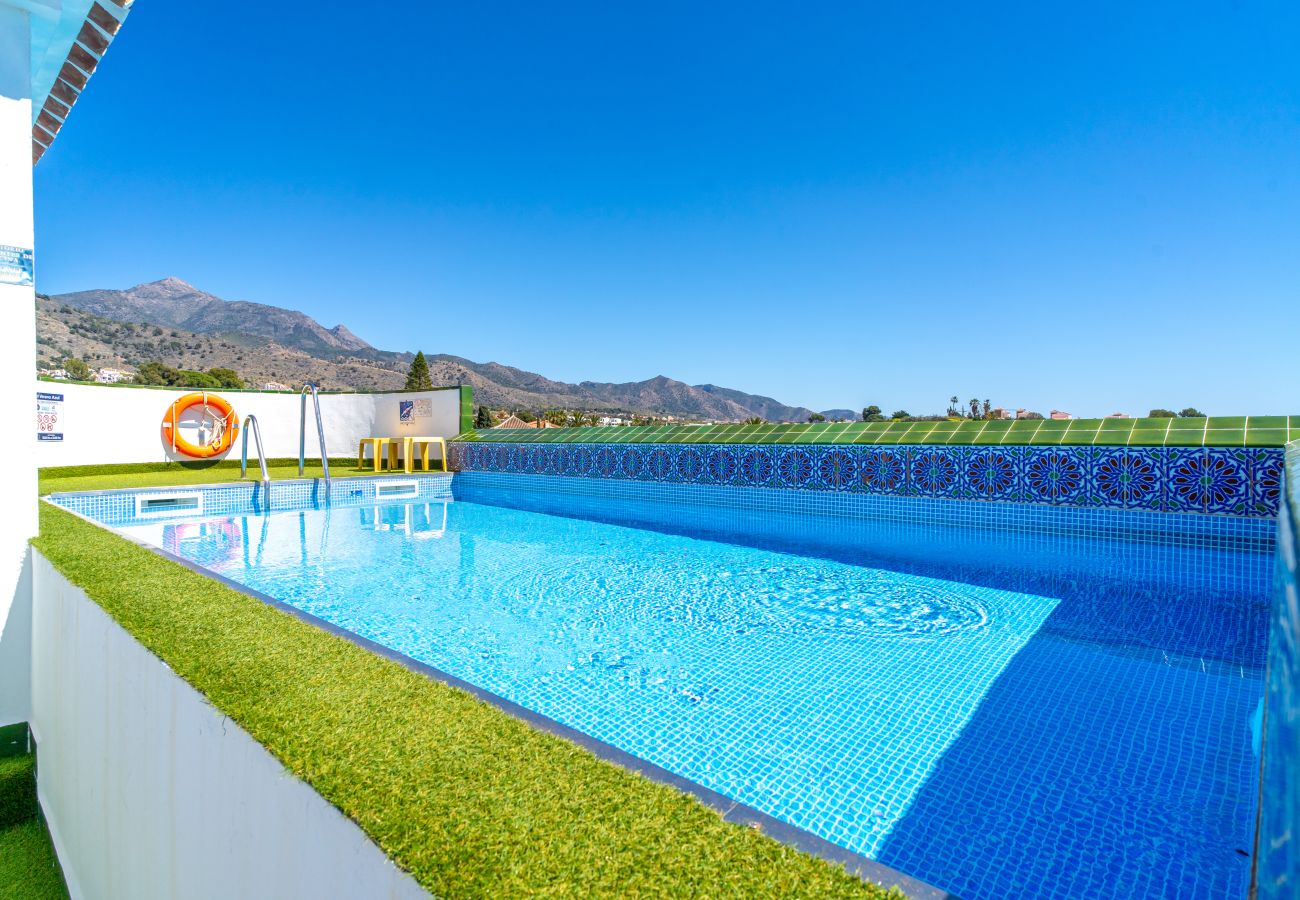 Appartement in Nerja - Verano Azul Seasun 90B by Casasol