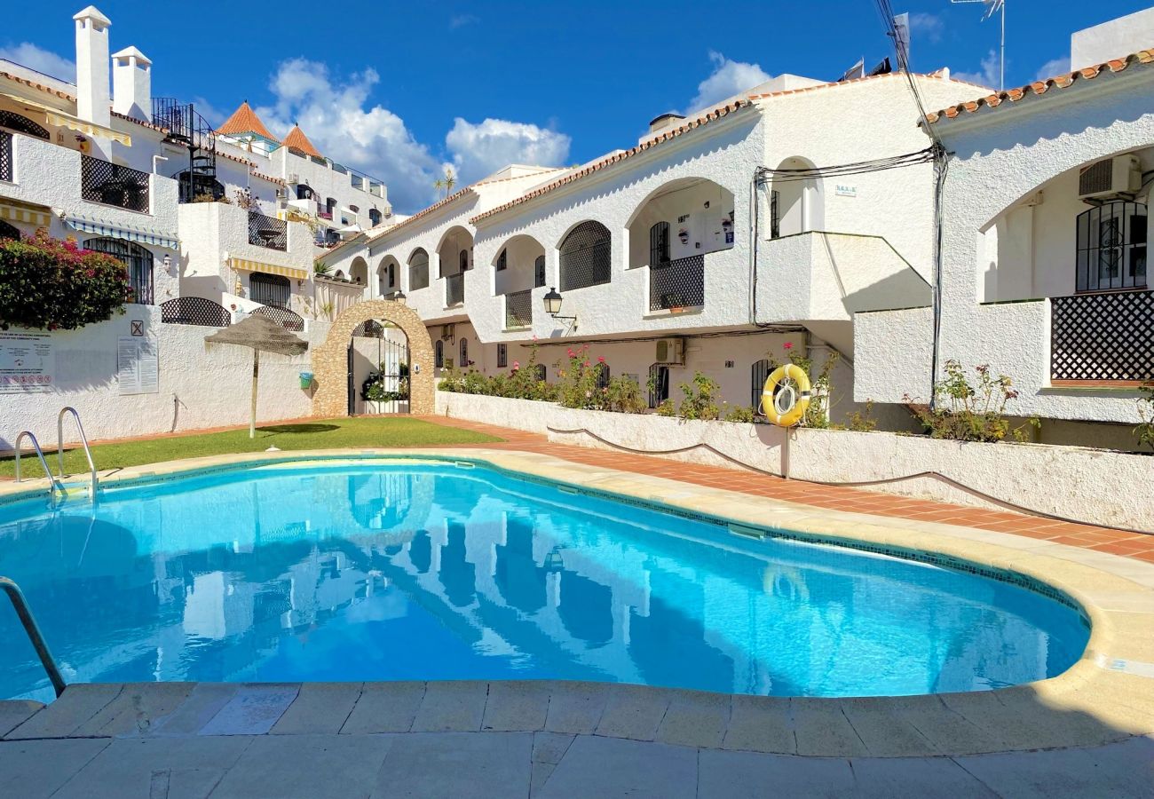 Appartement in Nerja - Verano Azul Seasun 90B by Casasol