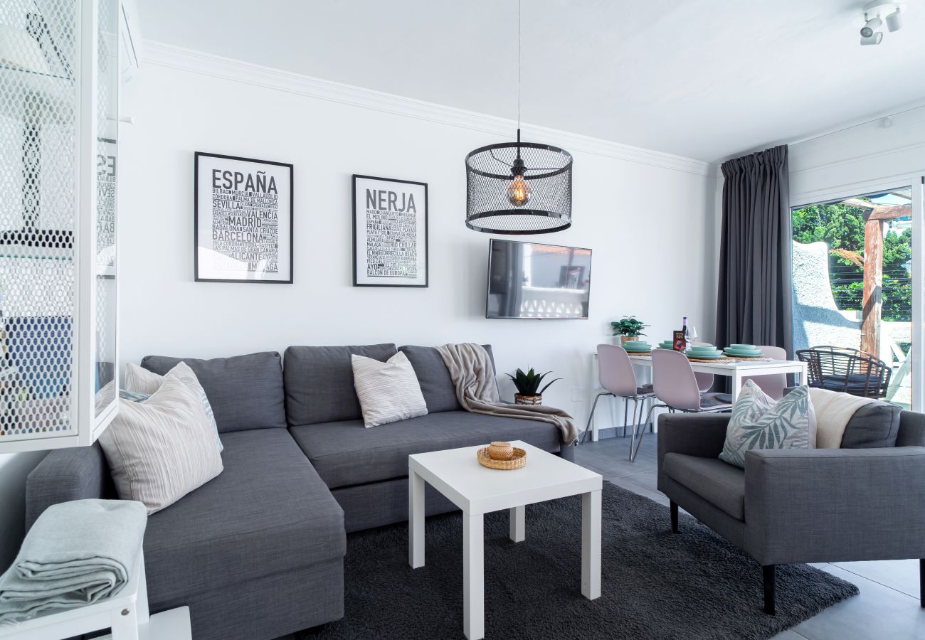 Appartement in Nerja - Sunny Vista Chimenea by Casasol
