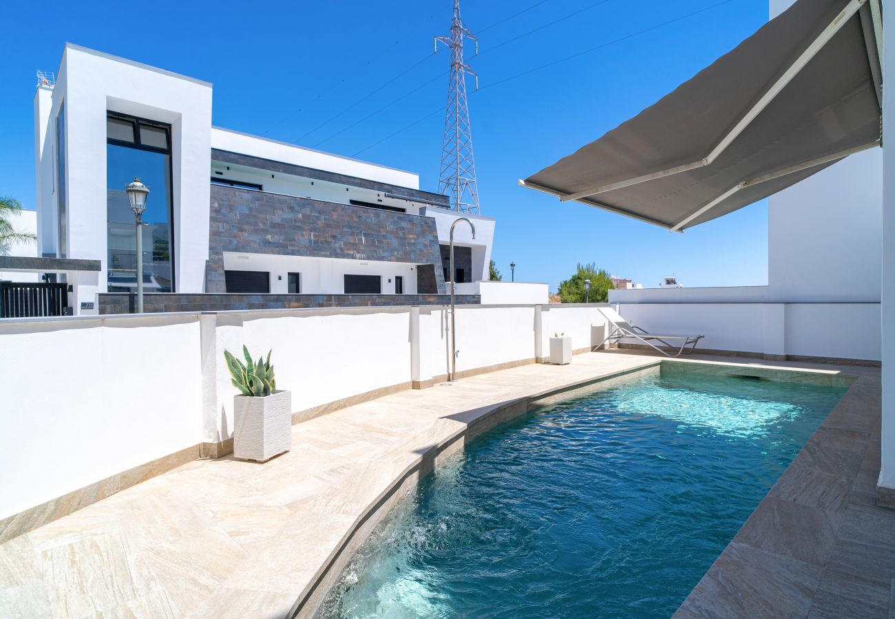 Villa in Nerja - Villa Romeral Premium by Casasol