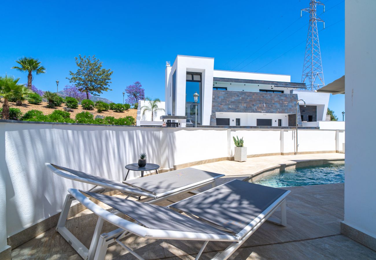 Villa in Nerja - Villa Romeral Premium by Casasol