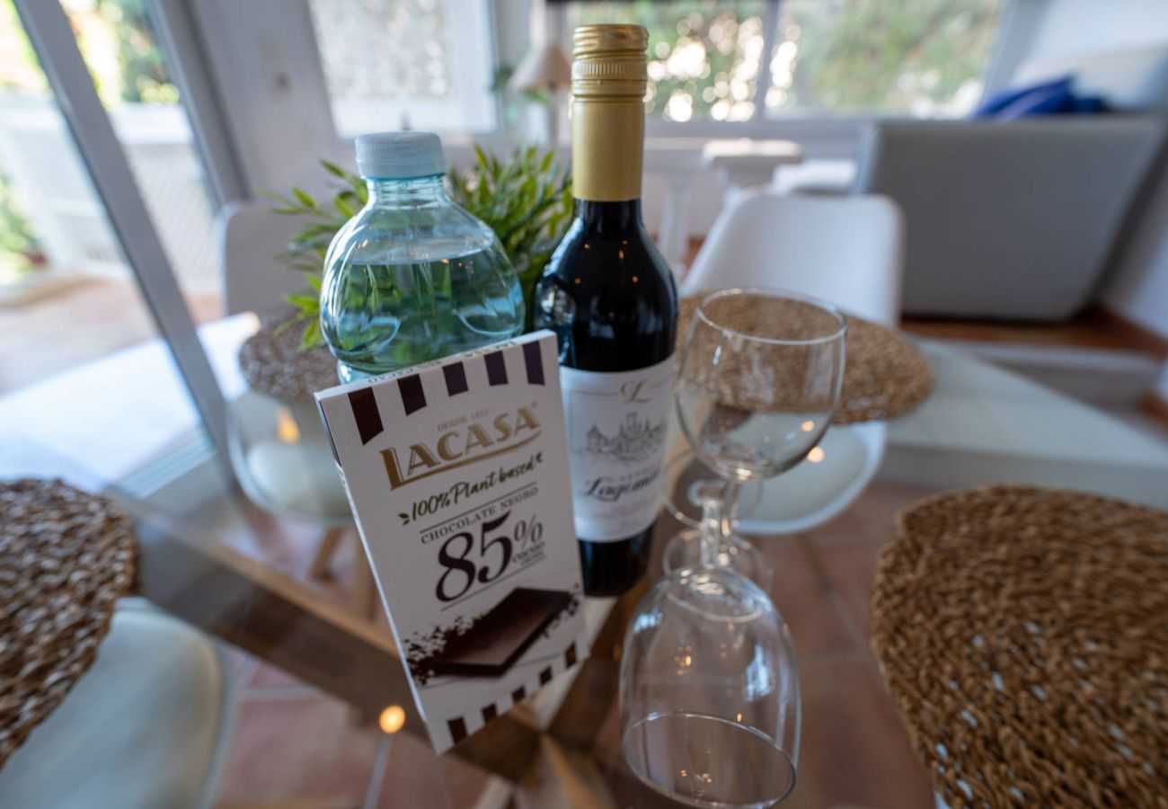 Appartement in Nerja - Stella Maris Nerja Beachfront Apartment, Sea View 