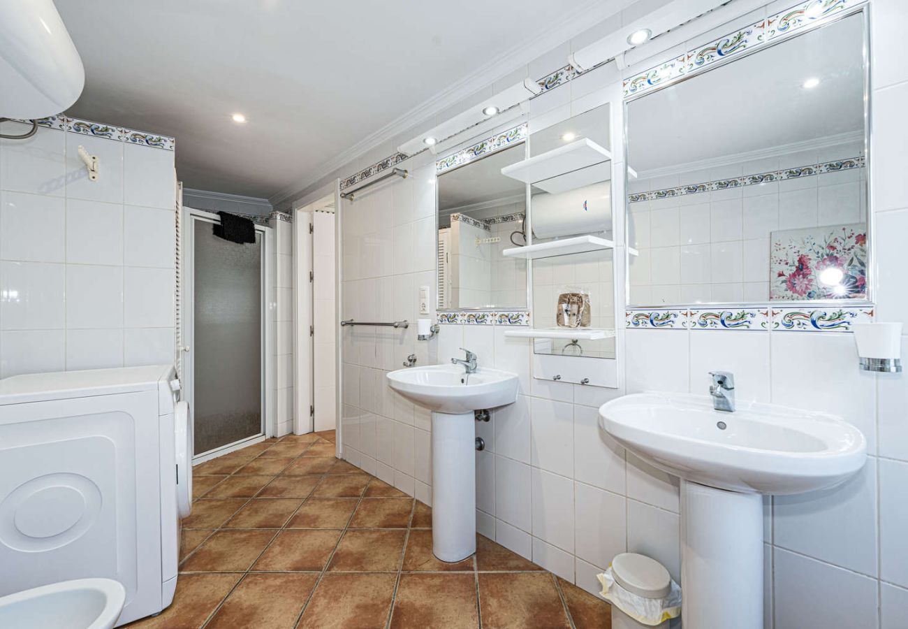 Appartement in Nerja - Stella Maris Nerja Beachfront Apartment, Sea View 