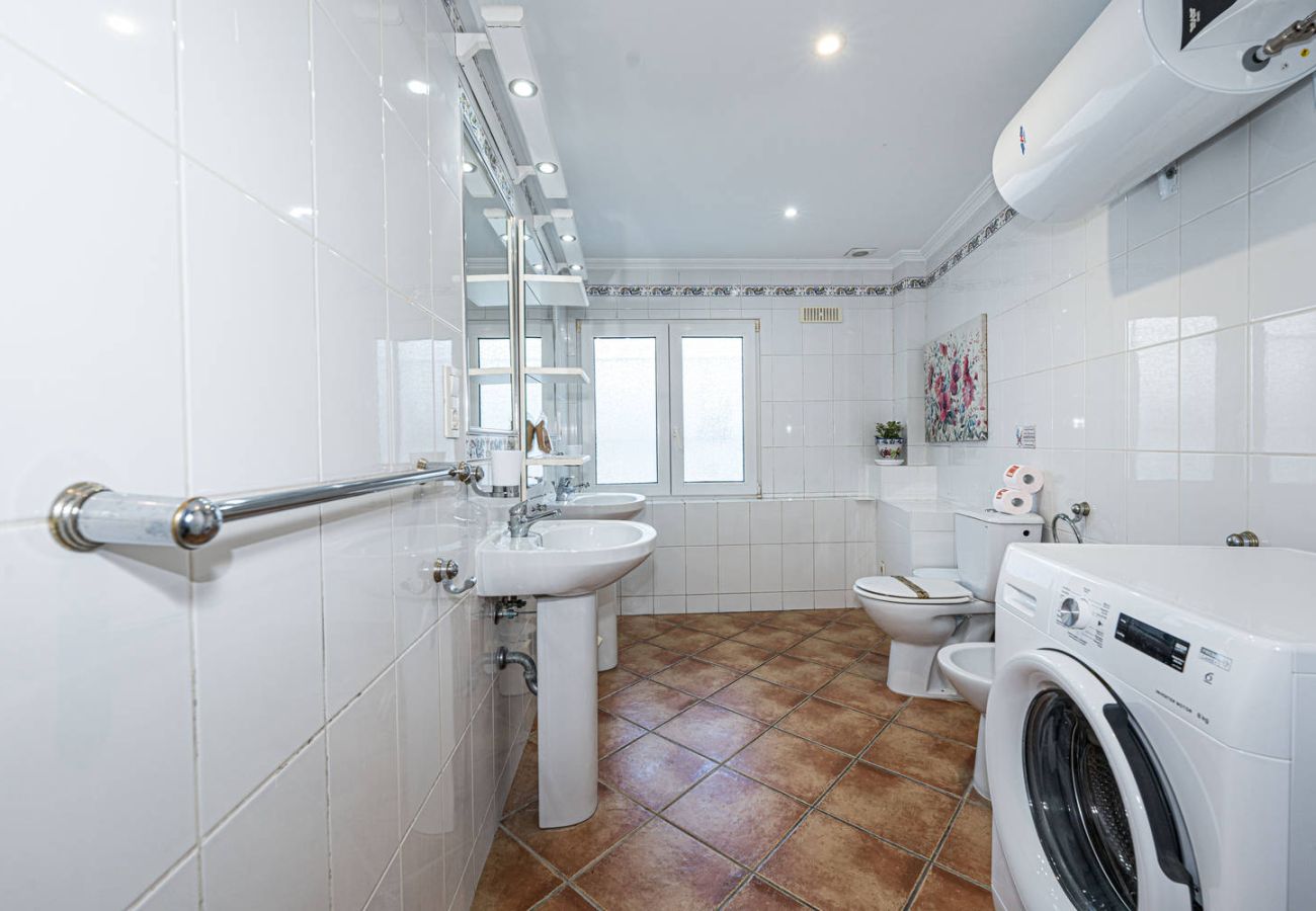 Appartement in Nerja - Stella Maris Nerja Beachfront Apartment, Sea View 