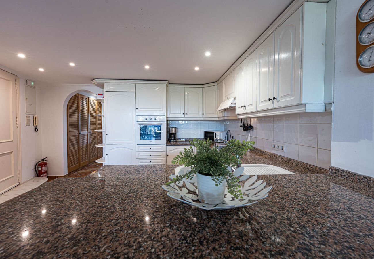 Appartement in Nerja - Stella Maris Nerja Beachfront Apartment, Sea View 