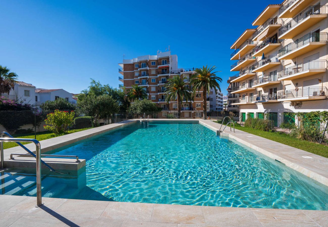 Gemeenschappelijk zwembad met tuinen te huur voor vakantiehuizen Casasol