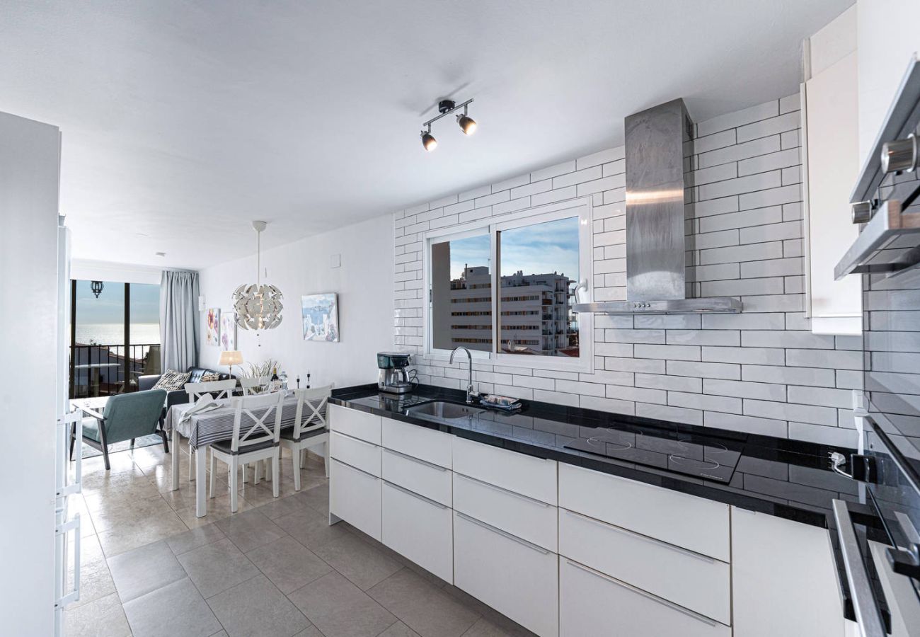 Ruime open keuken verbonden met de woonkamer