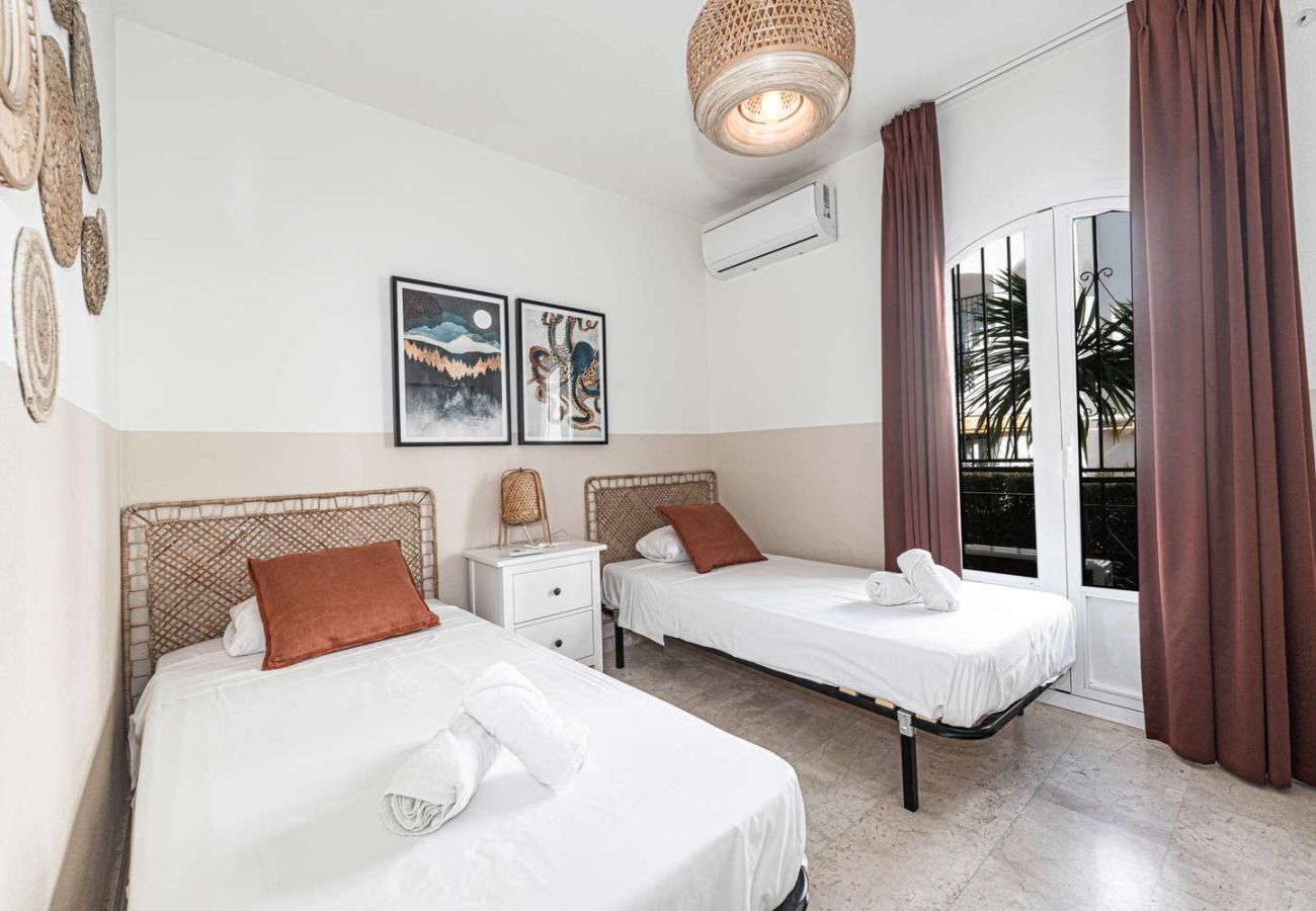 Appartement in Nerja - Casa Lena Verano Azul Nerja: Familie Duplex met Zeezicht