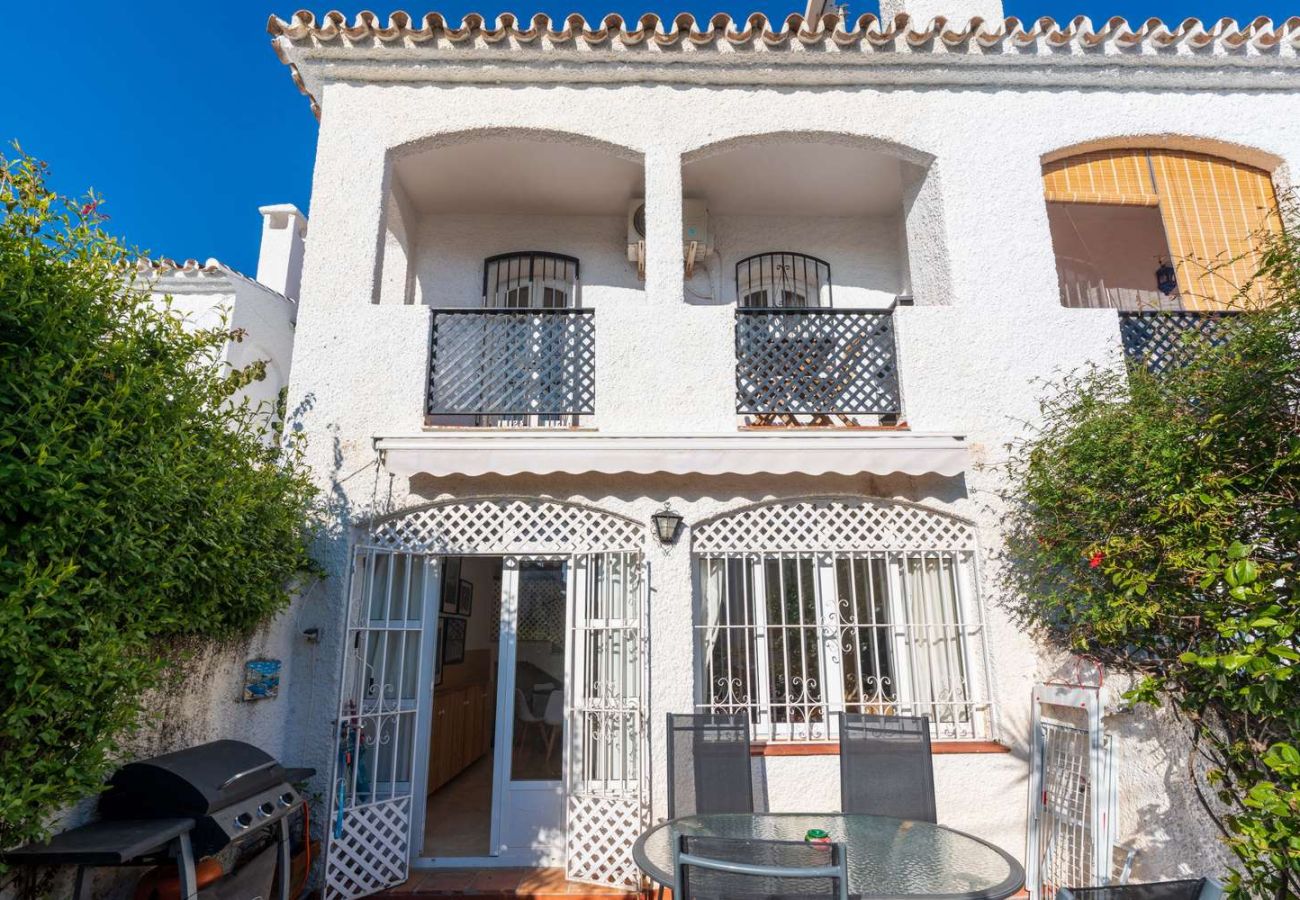 Appartement in Nerja - Casa Lena Verano Azul Nerja: Familie Duplex met Zeezicht