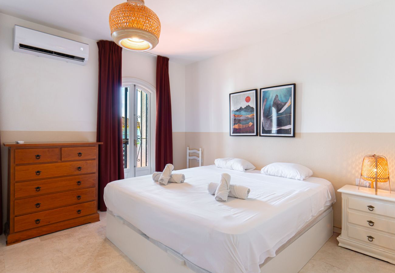 Appartement in Nerja - Casa Lena Verano Azul Nerja: Familie Duplex met Zeezicht