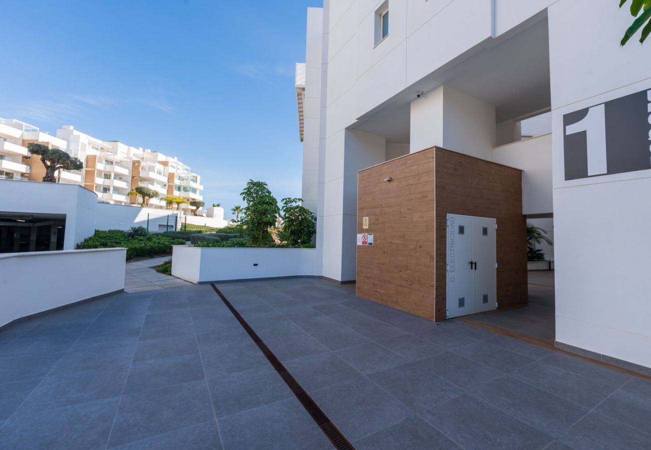 Appartement in Torrox Costa - Isea Calaceite 1111: Luxe Appartement met Zeezicht en Zwembad