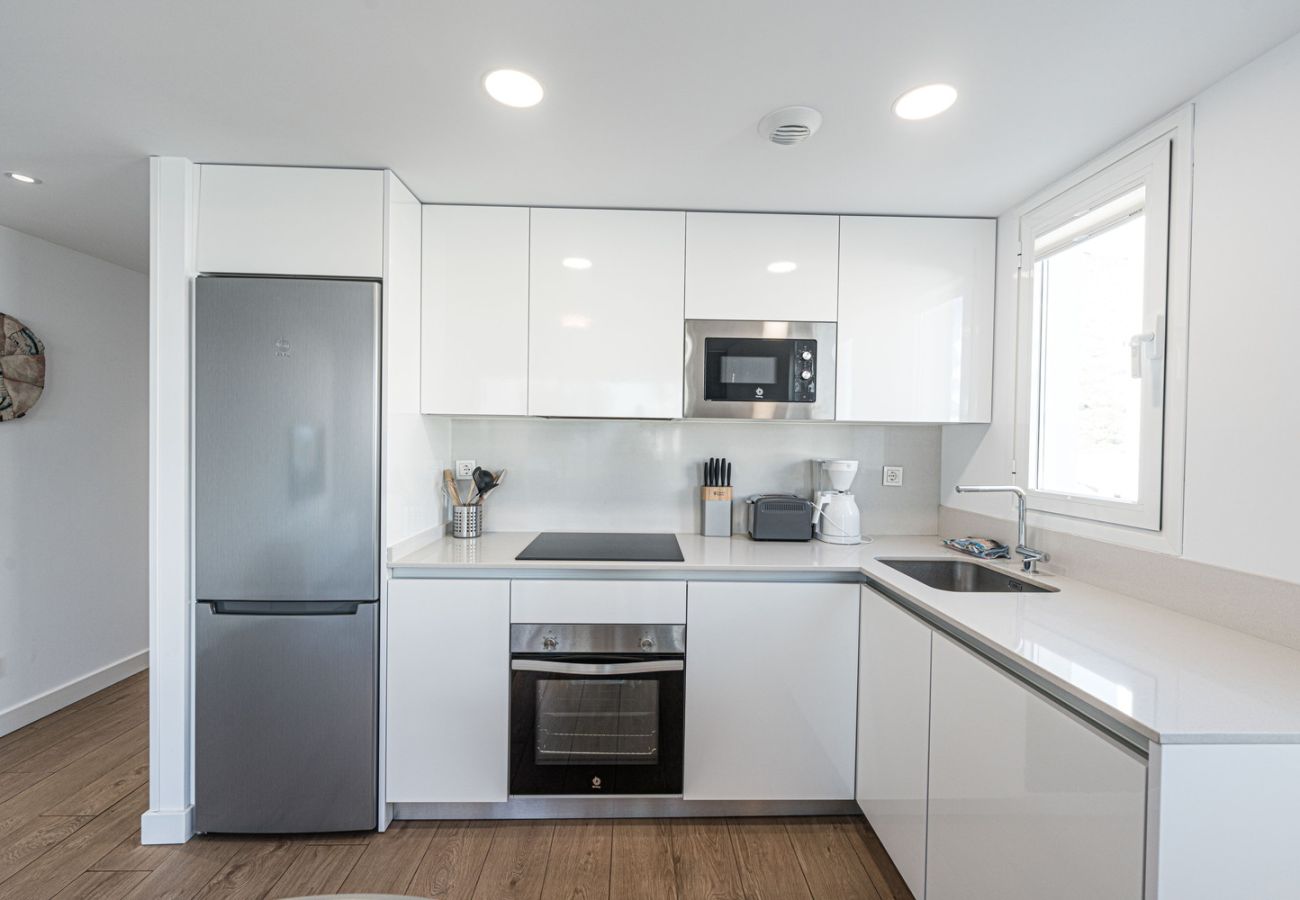 Appartement in Torrox Costa - Isea Calaceite 1111: Luxe Appartement met Zeezicht en Zwembad