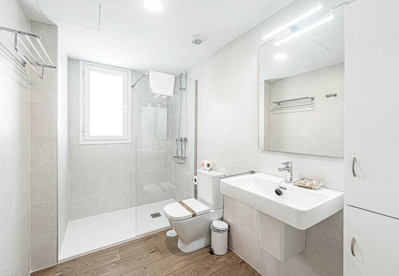 Appartement in Torrox Costa - Isea Calaceite 1111: Luxe Appartement met Zeezicht en Zwembad