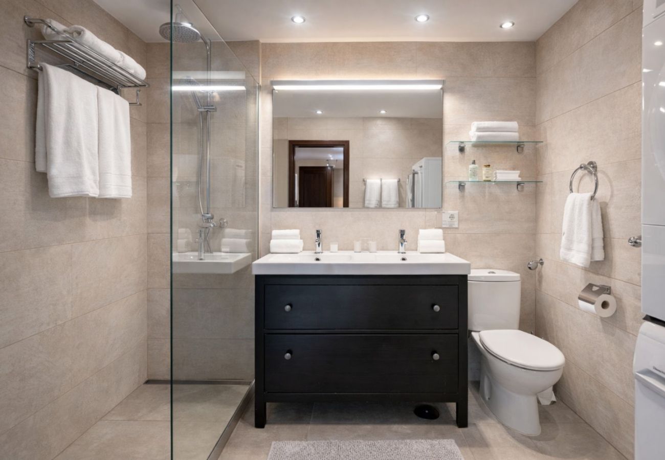 Rijhuis in Nerja - Casa Lavanda – Vakantiehuis in Nerja met uitzicht op zee en zwembad