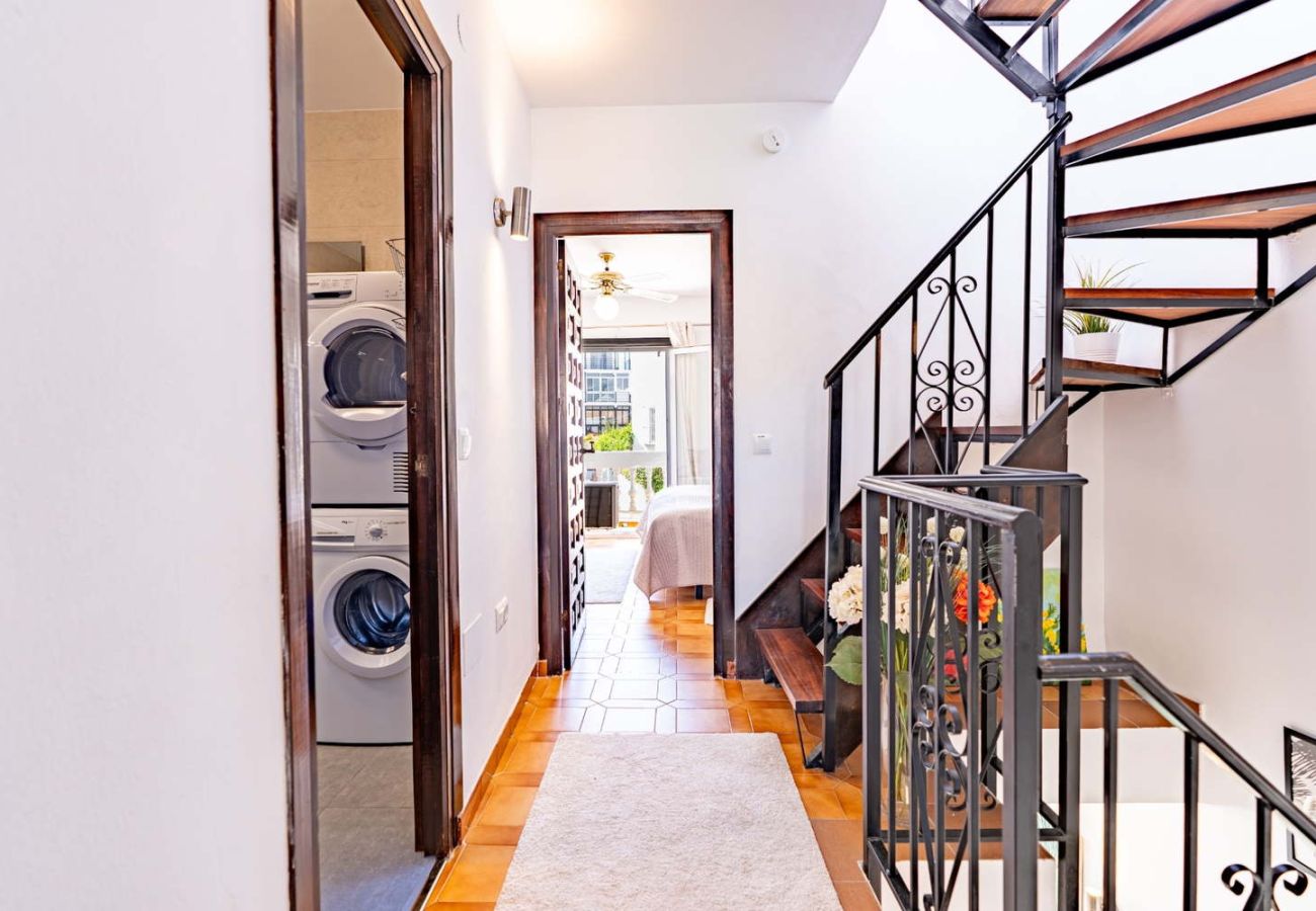 Rijhuis in Nerja - Casa Lavanda – Vakantiehuis in Nerja met uitzicht op zee en zwembad