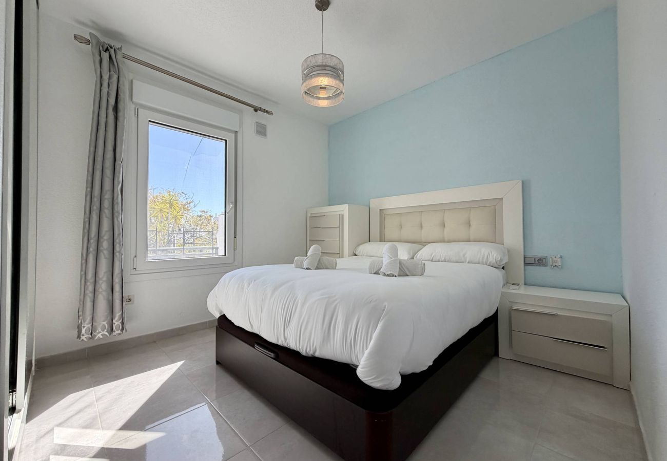 Appartement in Nerja - Appartement Tropicana 6C in Nerja met Zeezicht