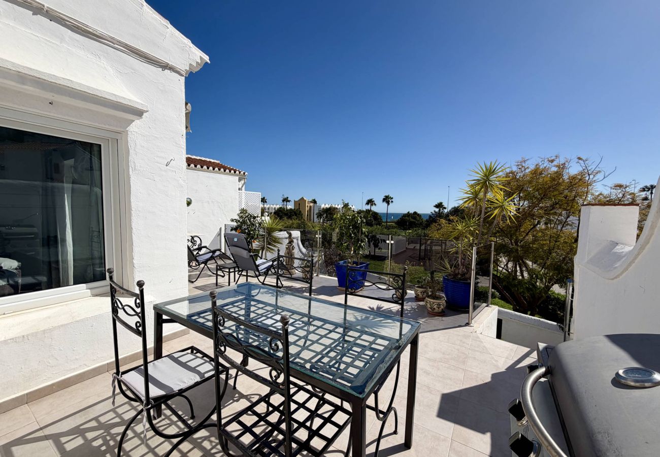 Appartement in Nerja - Appartement Tropicana 6C in Nerja met Zeezicht