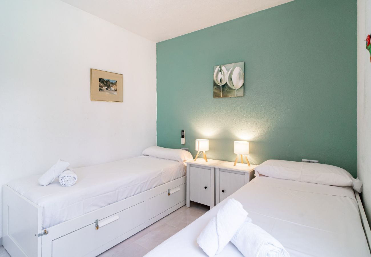 Appartement in Nerja - Appartement Tropicana 6C in Nerja met Zeezicht
