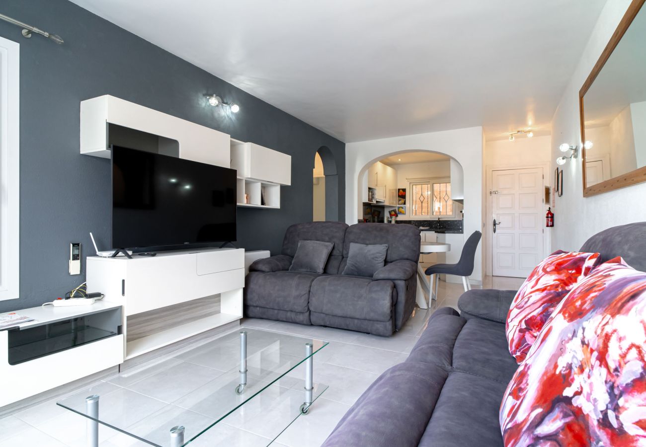 Appartement in Nerja - Appartement Tropicana 6C in Nerja met Zeezicht
