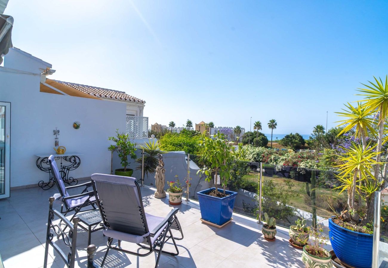 Appartement in Nerja - Appartement Tropicana 6C in Nerja met Zeezicht