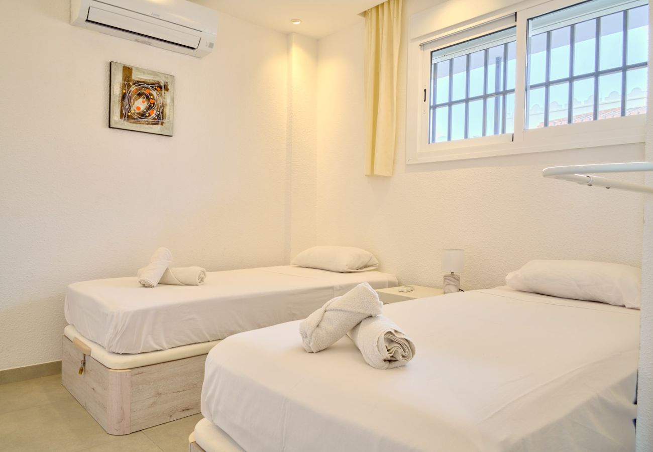 Appartement in Nerja - Appartement Arce I 26 in Playa Torrecilla Nerja met Zeezicht