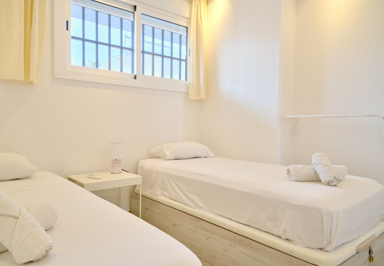 Appartement in Nerja - Appartement Arce I 26 in Playa Torrecilla Nerja met Zeezicht