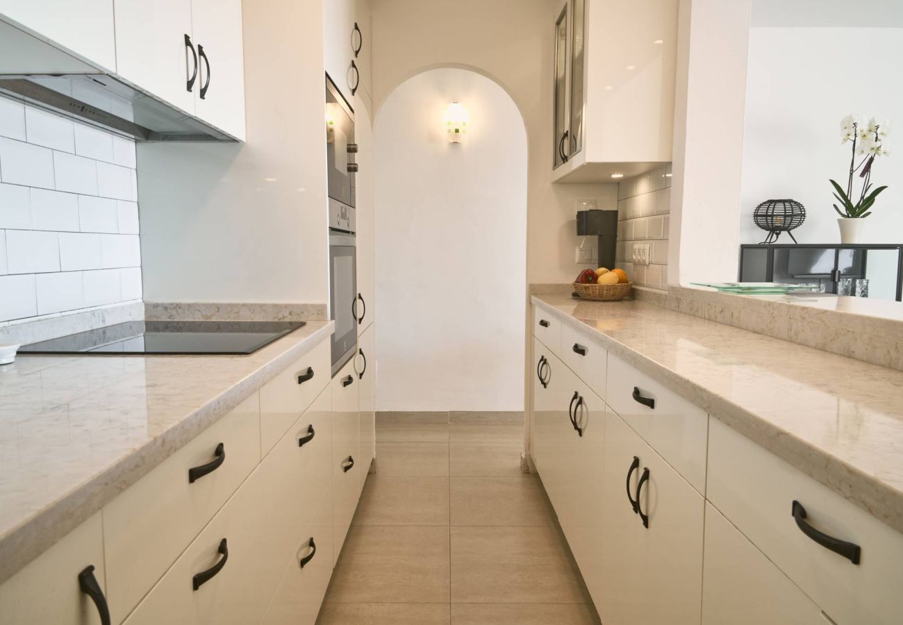 Rijhuis in Nerja - Casablanca 9: Duplex met terrassen op meerdere niveaus, zeezicht en zonsondergang