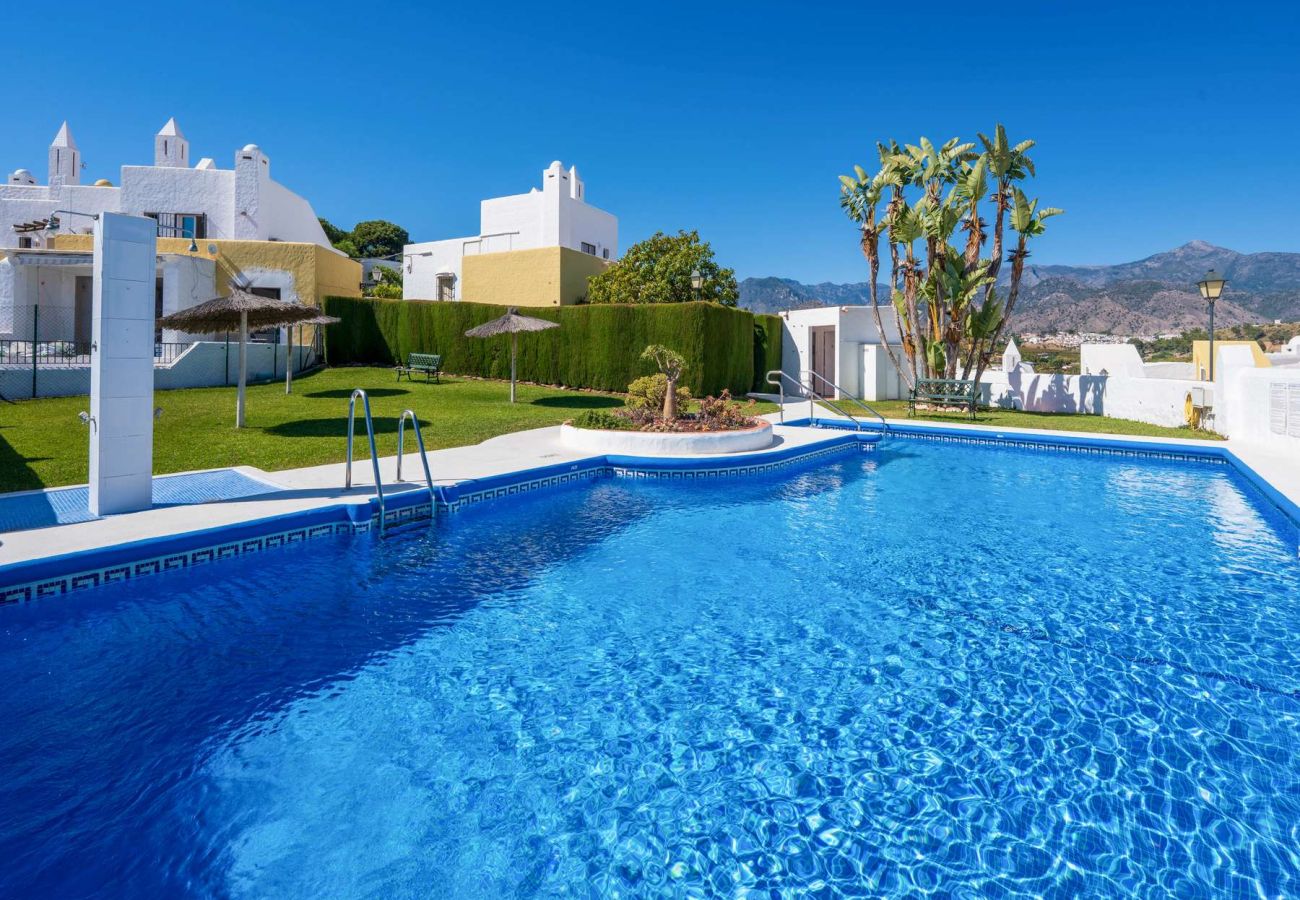 Rijhuis in Nerja - Casablanca 9: Duplex met terrassen op meerdere niveaus, zeezicht en zonsondergang
