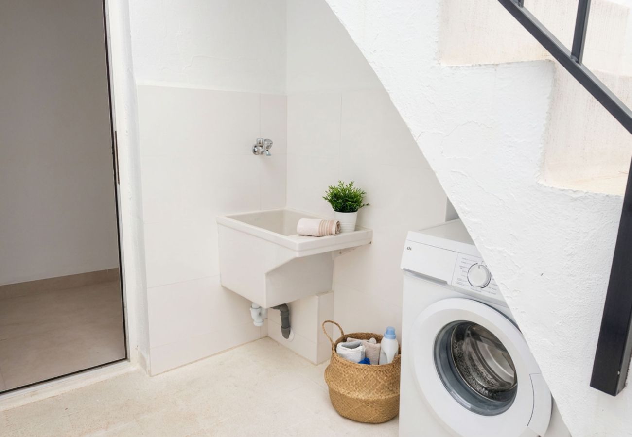 Rijhuis in Nerja - Casa Chica: Vakantiehuis met dakterras in Calle Cristo, Nerja